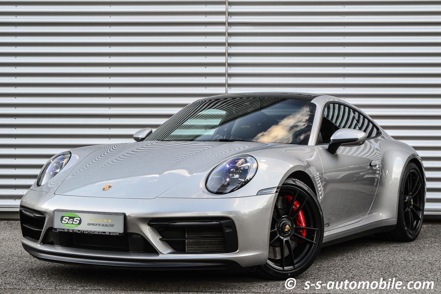 Porsche 992 Carrera GTS Coupé Vollschalen Matrix BOSE