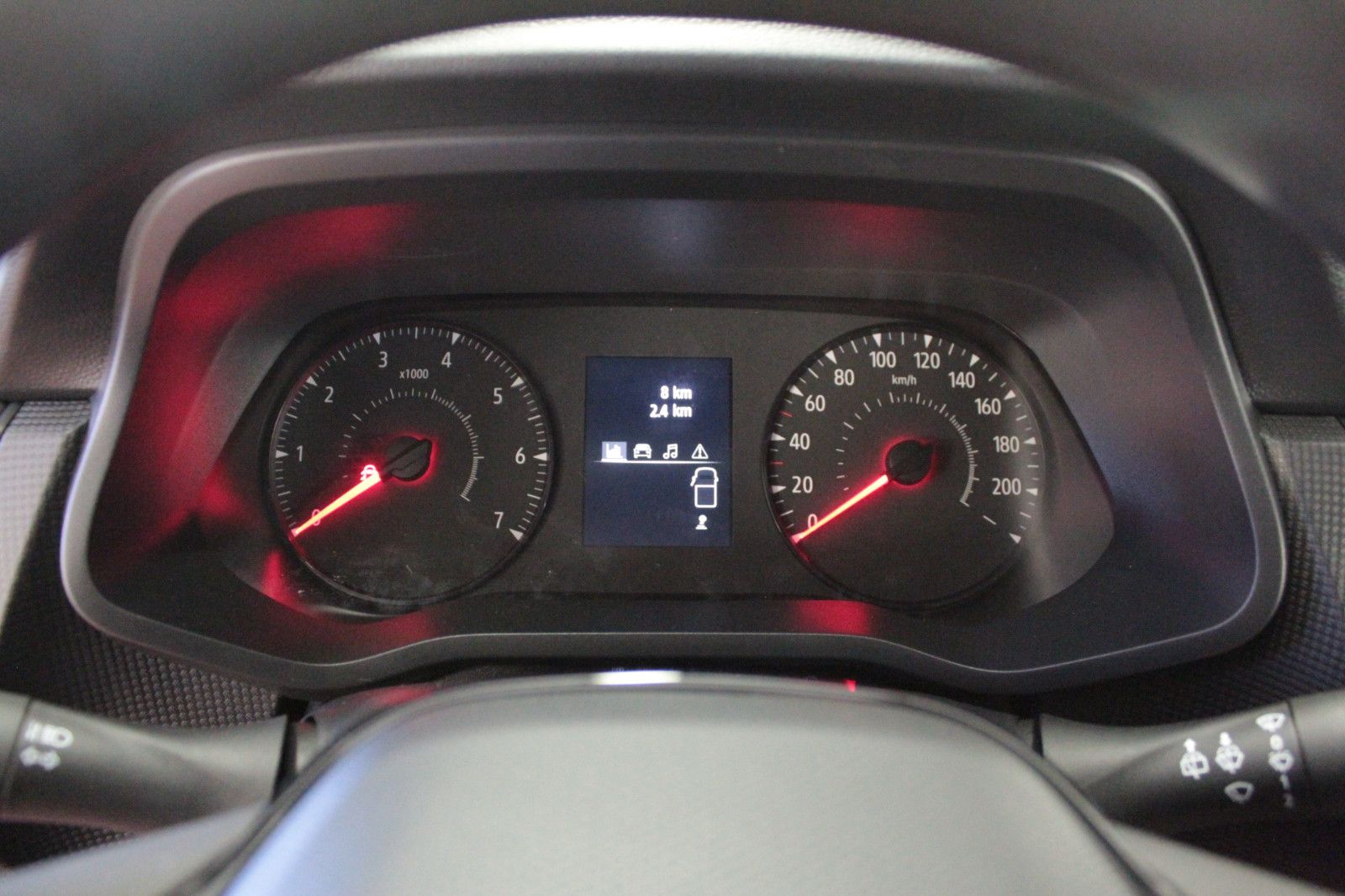 Fahrzeugabbildung Renault Trafic Dci 150 Grdt Evolution *Rollstuhlrampe*
