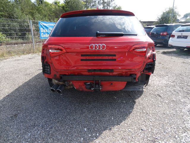 Fahrzeugabbildung Audi A4 Avant S line Sportpaket plus/Navi/86.500 Km
