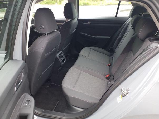 Volkswagen Golf Life 1.5 eTSI LED/Nav/HuD/Standhzg/01.31Gar, миниатюра 7