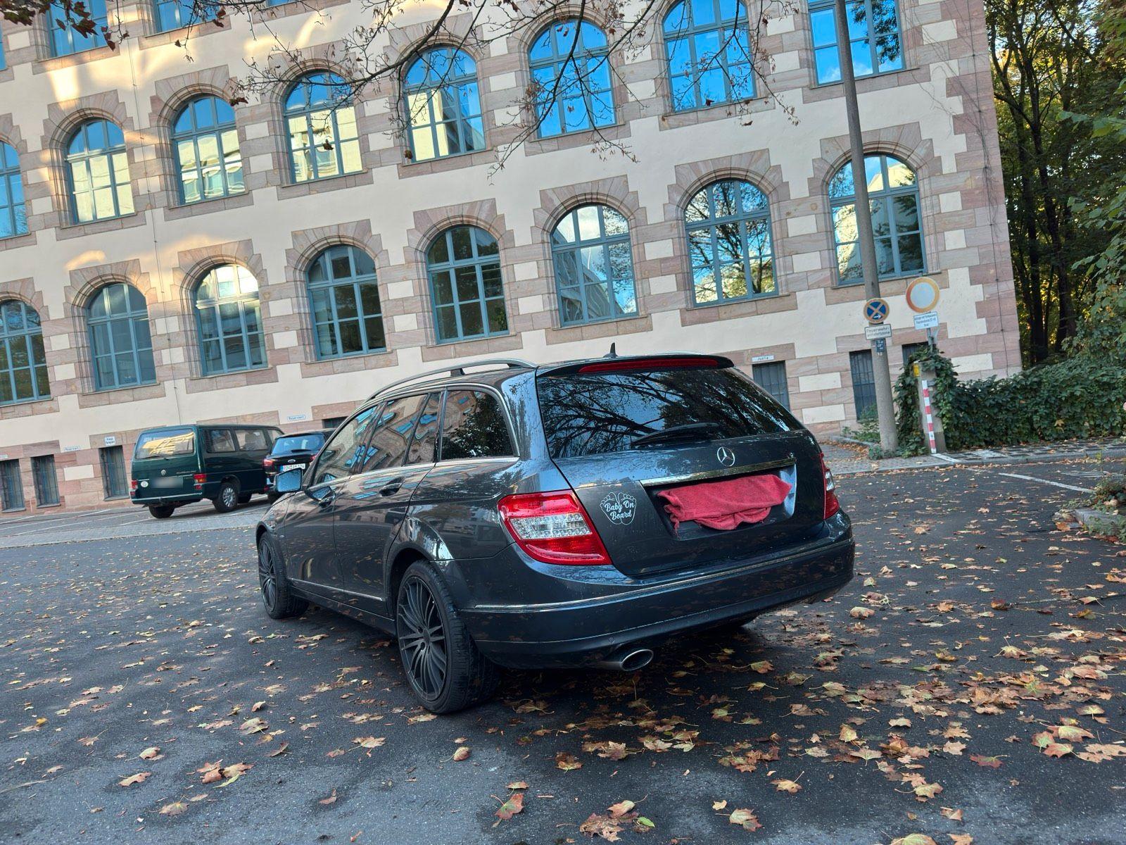 Mercedes-Benz C250 2010 — engine 204 HP (150kW)