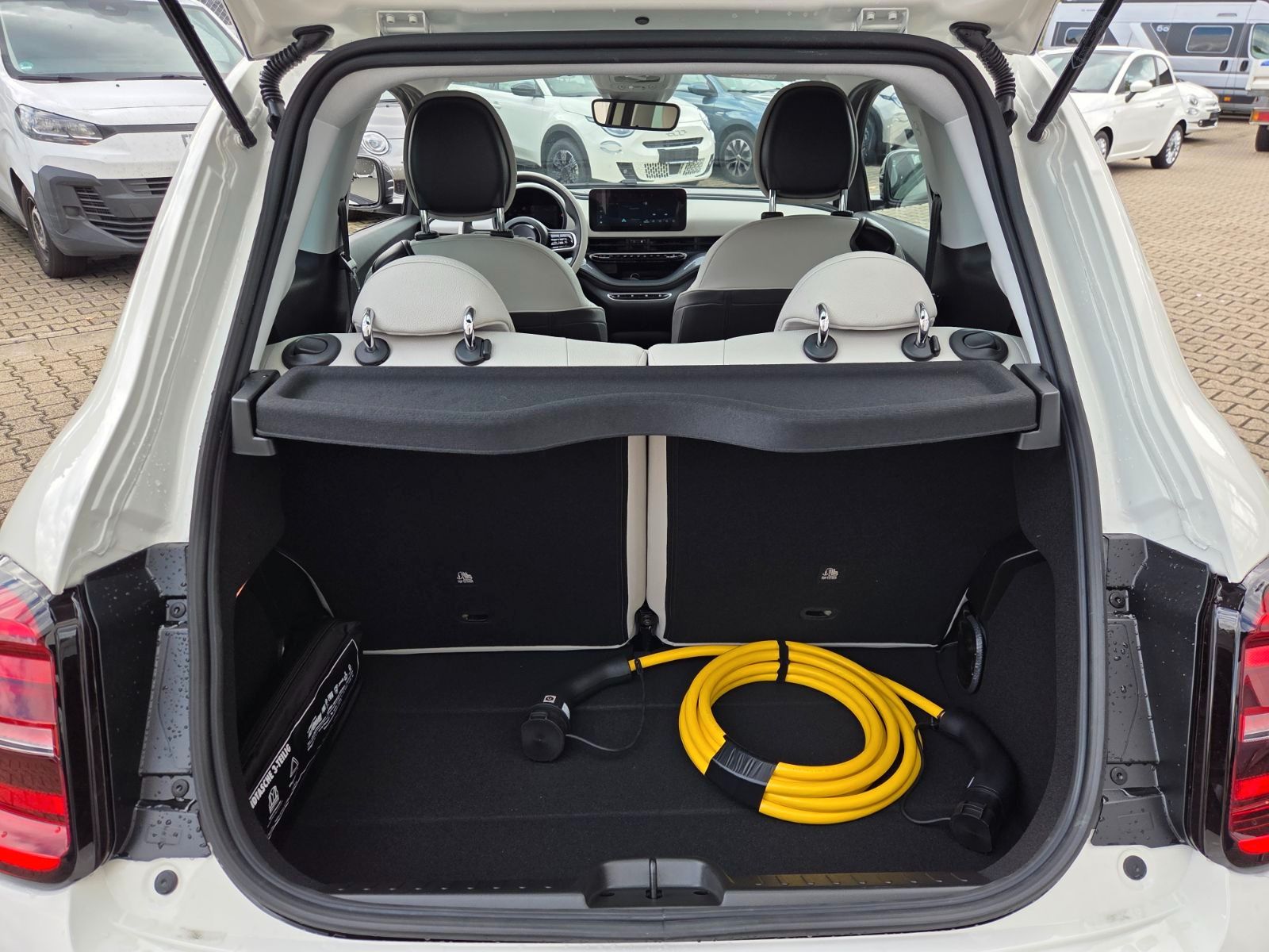 Fiat 500e - Bild 15