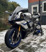 Yamaha YZF-R1M - Offers