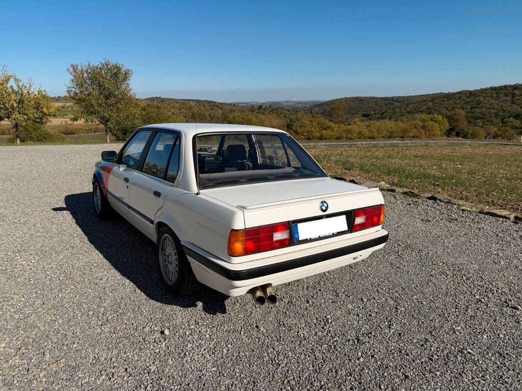 BMW 3 Series 1990