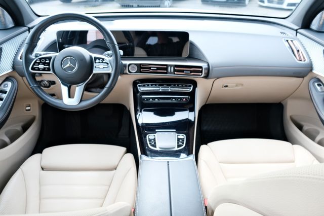 Fahrzeugabbildung Mercedes-Benz EQC 400 4Matic Designo AMG/Burm/Energ./Pan.