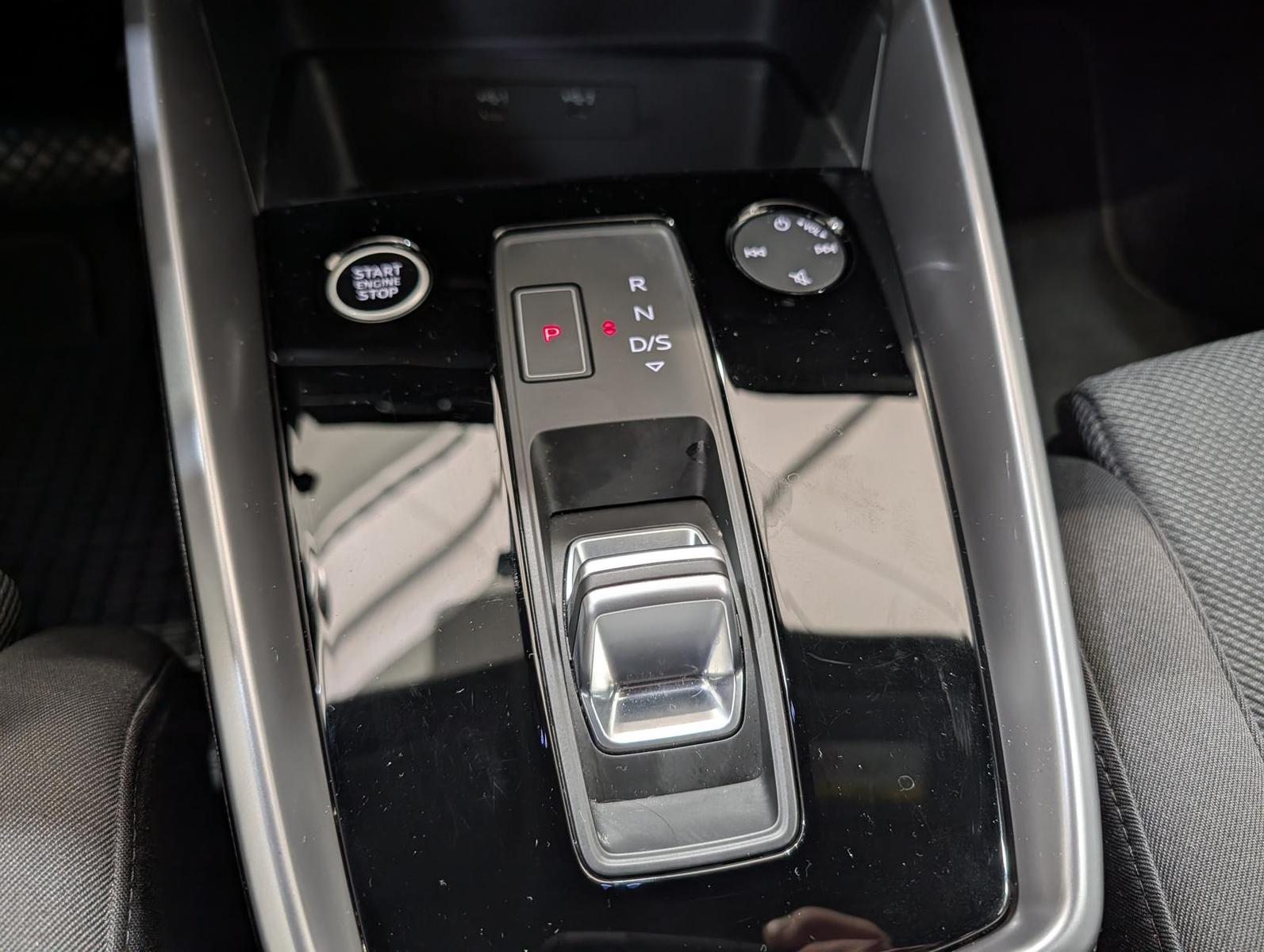 Audi A3 SPORTBACK advanced 1.0 30 TFSI S tronic Alu 1, миниатюра 13