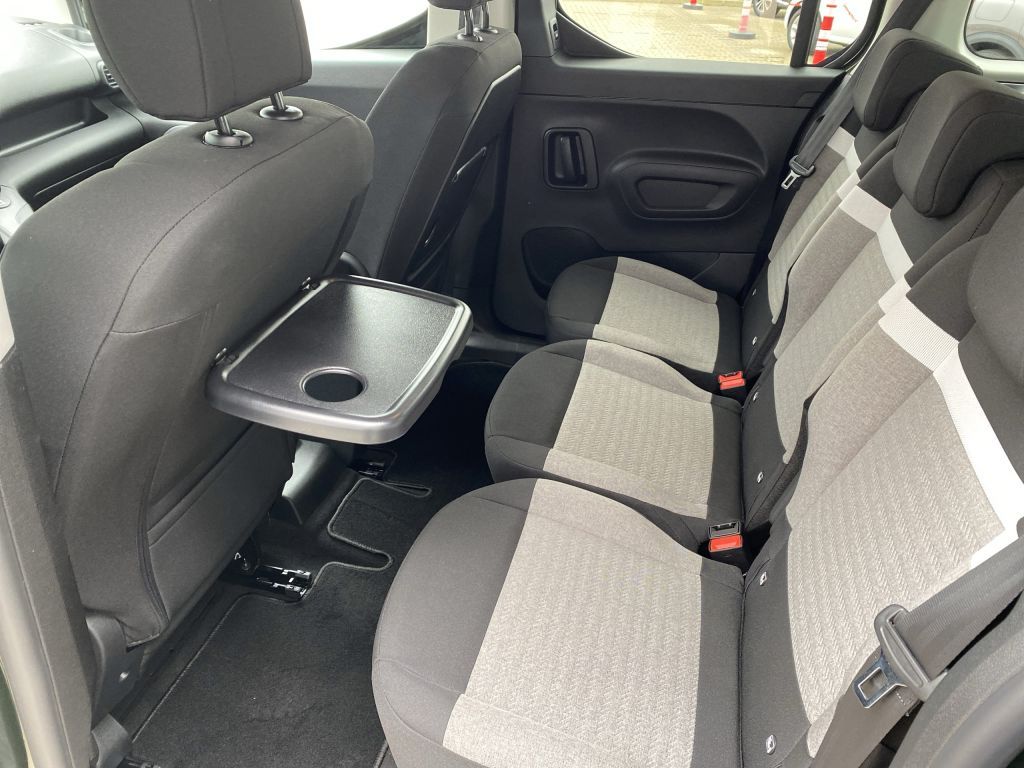 Fahrzeugabbildung Citroën Berlingo M Diesel 100 PLUS *Cam*Carplay*2xSchie