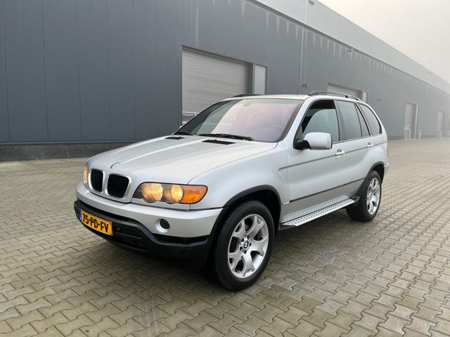 BMW X5 3.0i Executive 5-türig automatik