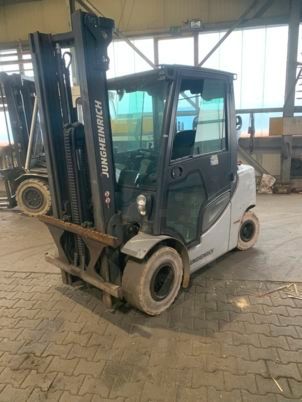 Jungheinrich TFG 435s