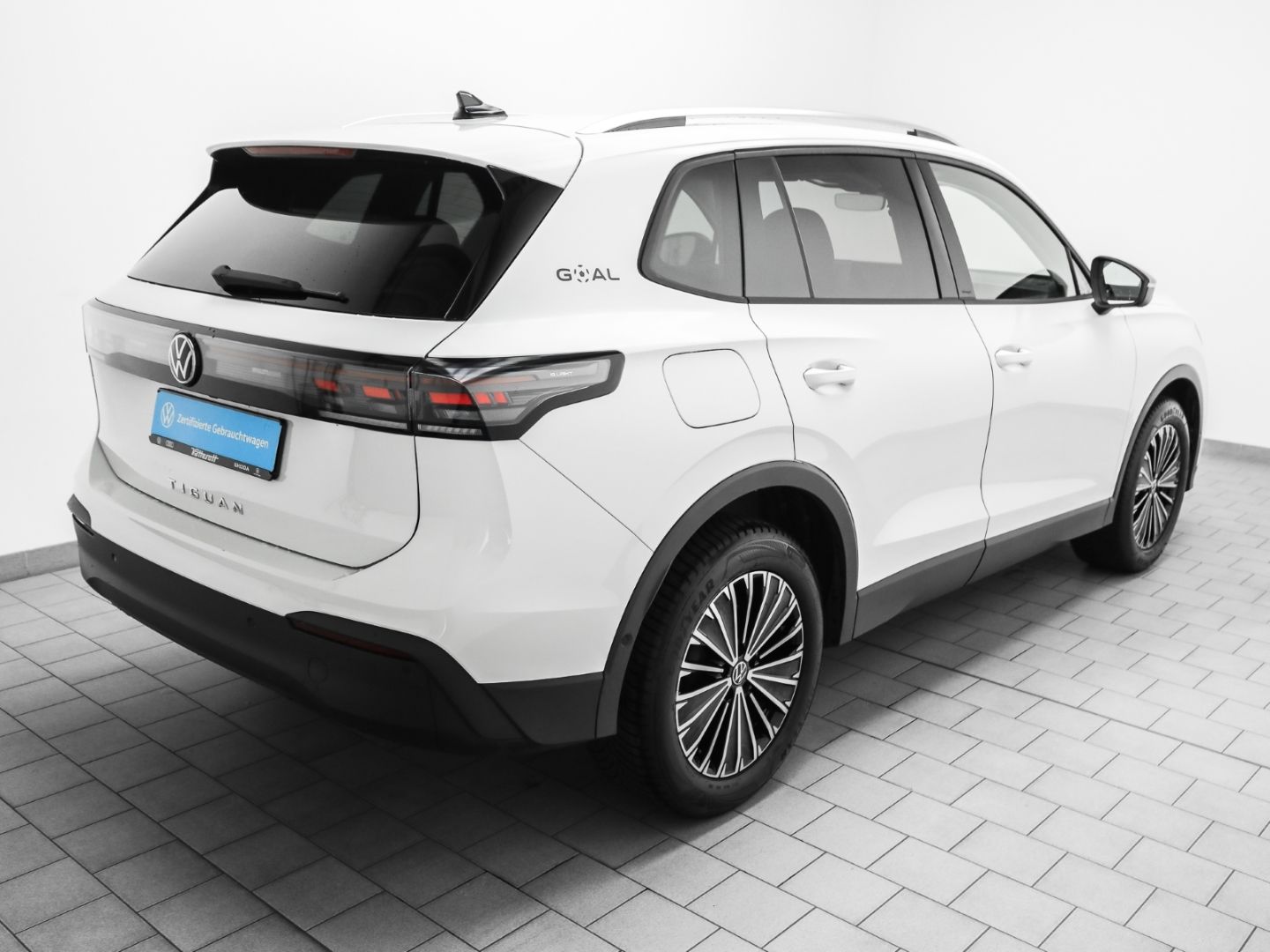 Volkswagen Tiguan 2.0 TDI DSG GOAL Navi AHK foto 5