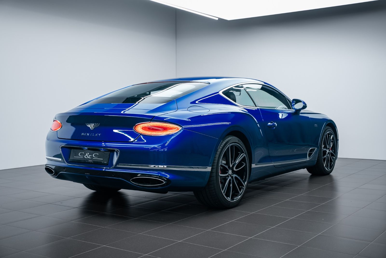 Fahrzeugabbildung Bentley Continental GT W12 FIRST EDITION/MULLINER/B&O