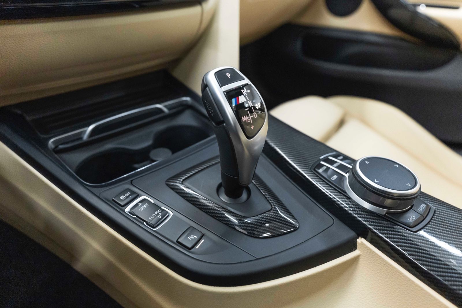 Fahrzeugabbildung BMW 430i GC M-Performance HIFI LED KAM NAV CARPLAY