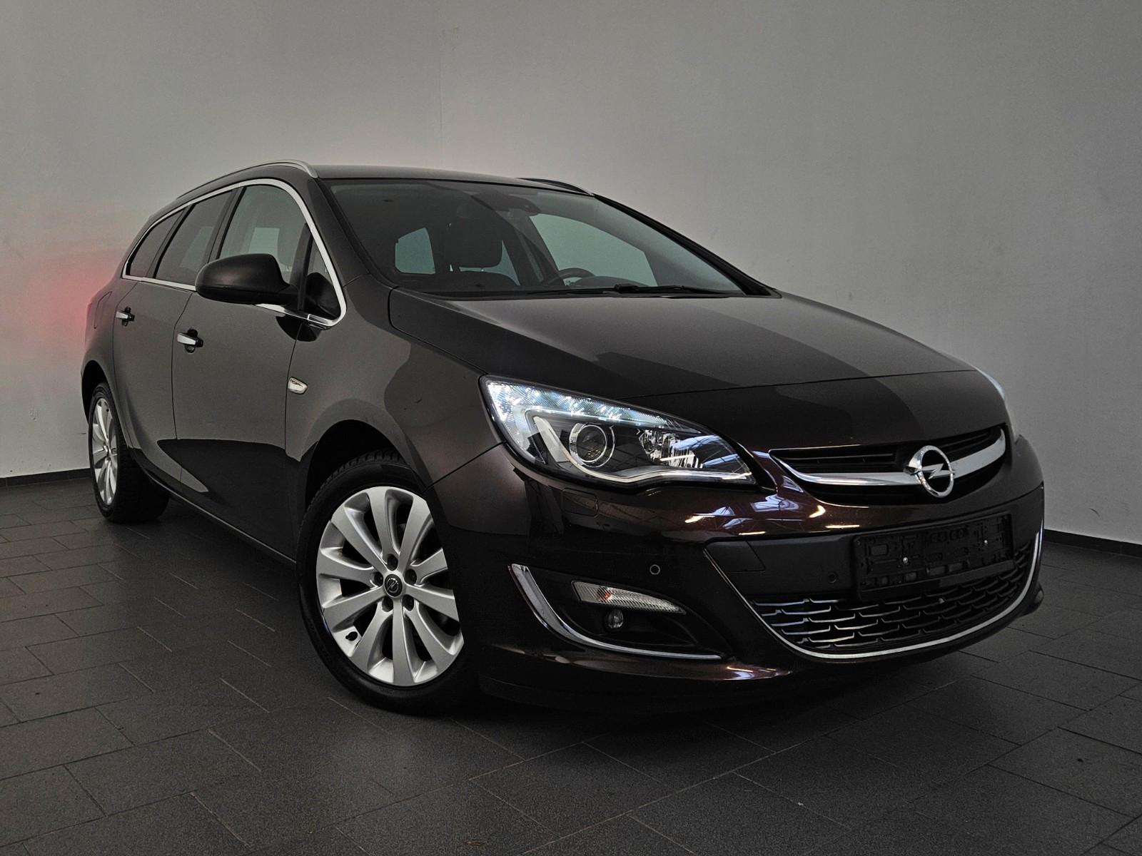 Opel Astra Sports Tourer*TeilLeder*Xenon*