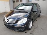 Mercedes-Benz B 150 B -Klasse B 150*KLIMA*ALU*8BEREIFT* - Mercedes-Benz B 150 in Berlin
