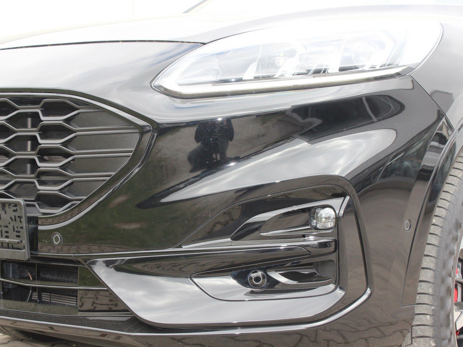 Fahrzeugabbildung Ford Kuga Plug-In Hybrid ST-Line X