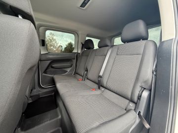 Volkswagen Caddy Kombi *AHK*SHZ*PDC*DAB*BT*MFL*