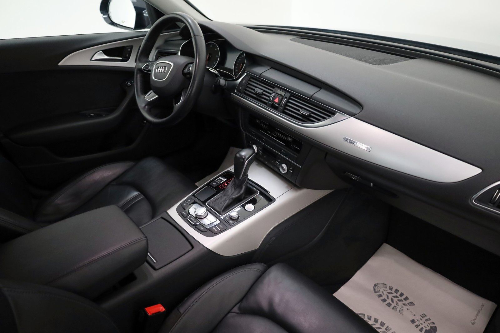 Fahrzeugabbildung Audi A6 Avant 3.0 TDI quattro Leder,Navi,Xenon,Kamera