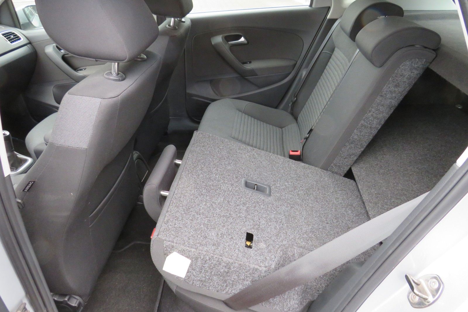 Fahrzeugabbildung Volkswagen Polo V Comfortline KLIMA RADIO SCHECKHEFT