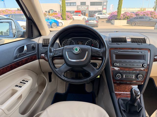 Skoda Octavia Combi Elegance