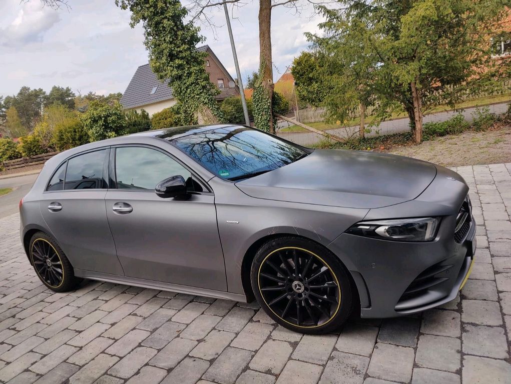 Image of Mercedes-Benz A 220