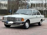 Mercedes-Benz Mercedes 240d w123 Oldtimer mit Gutachten ... - Mercedes-Benz 240: W123 240d