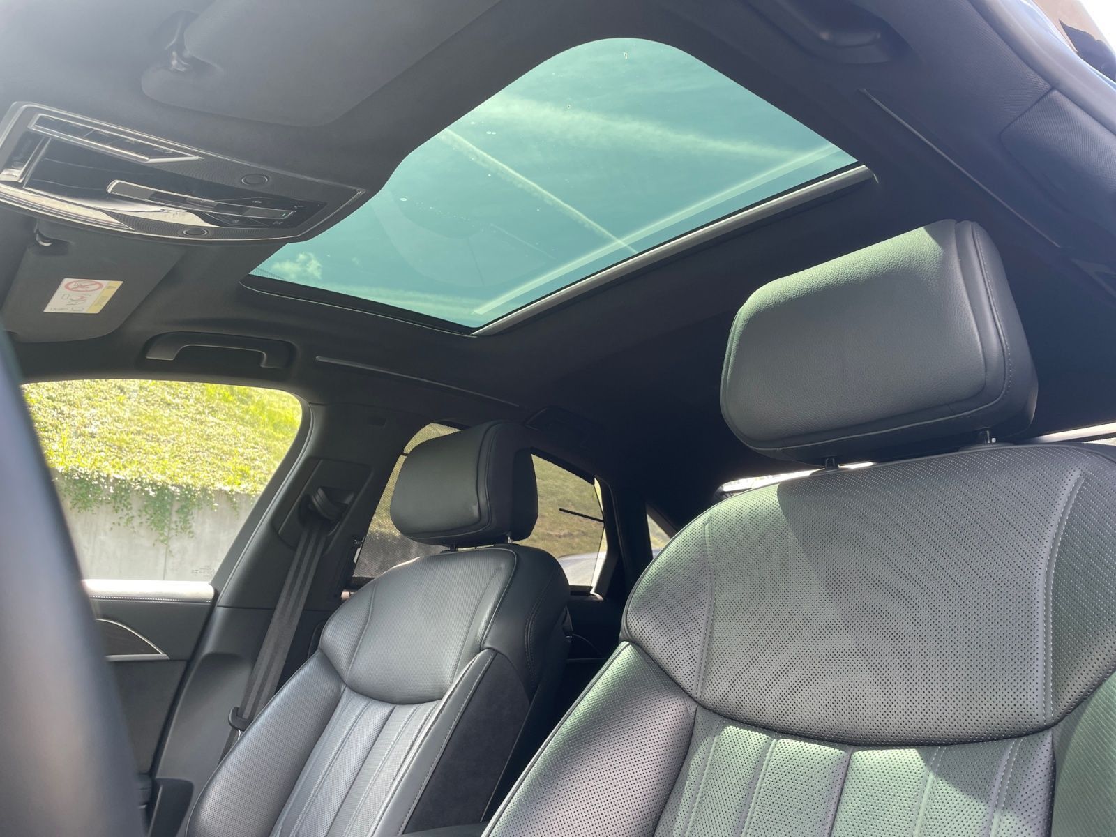 Audi A8 - Bild 17