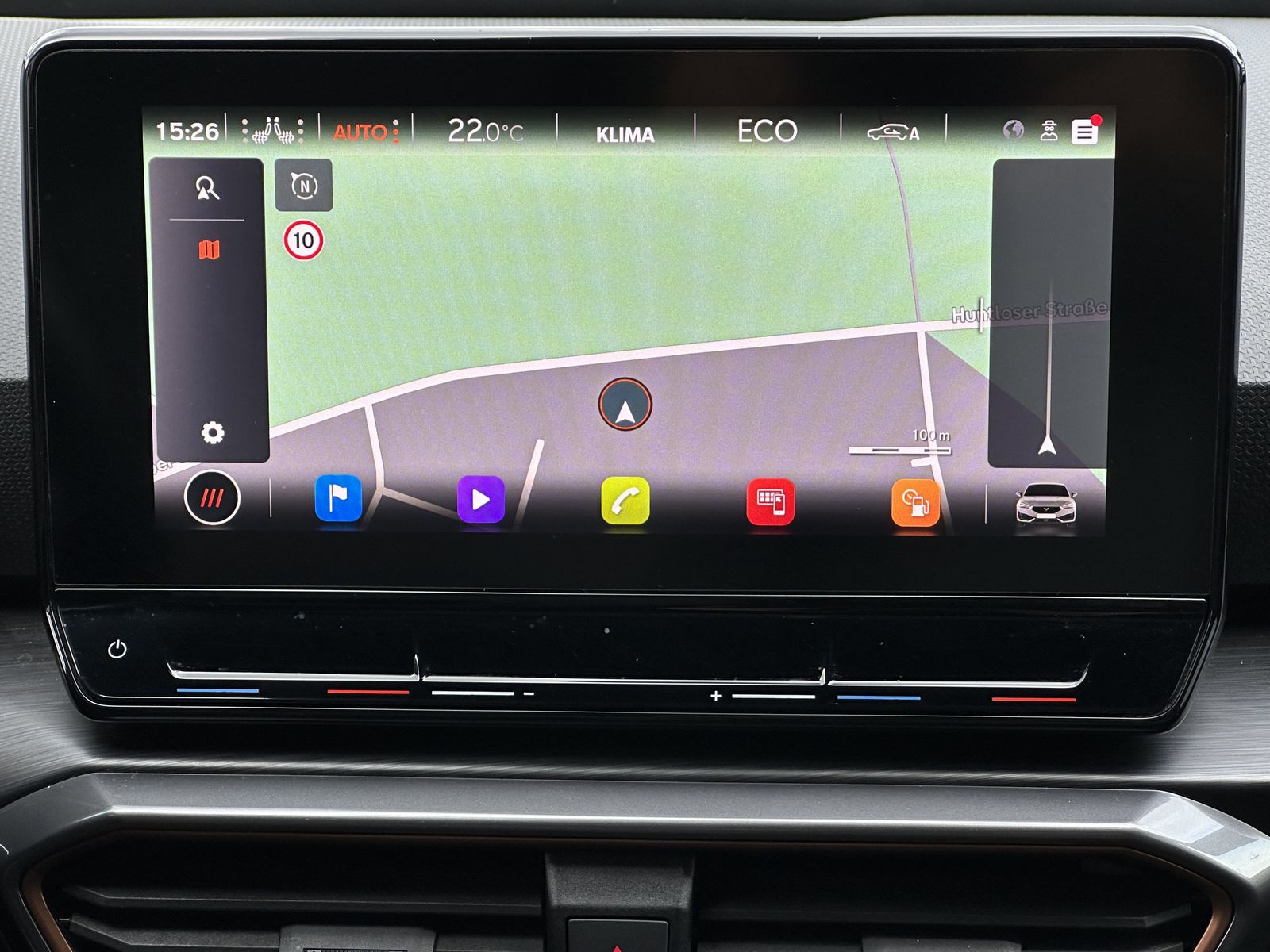 Fahrzeugabbildung CUPRA Leon 1.4 eHybrid DSG VZ NAV+LED+PANORAMA+19ZOLL