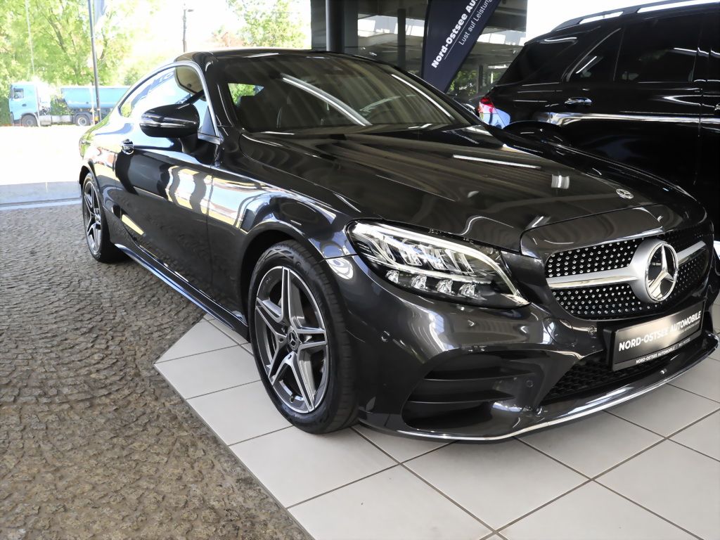 Mercedes-Benz C 200 COUPE AMG KAMERA LED NAVI PDC PANO KEYLESS foto 5