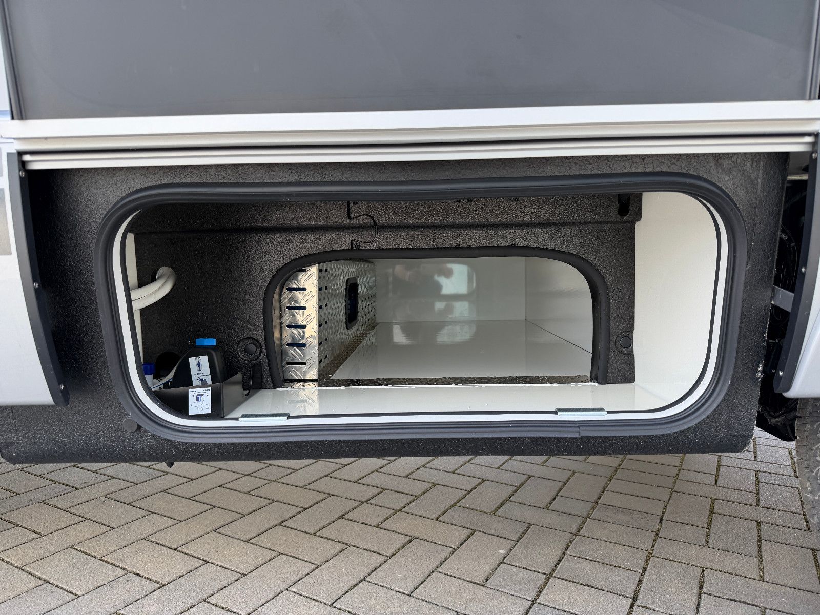 Fahrzeugabbildung HYMER / ERIBA / HYMERCAR B-Klasse MC-T 680 - 12.506€ Sparen!!!