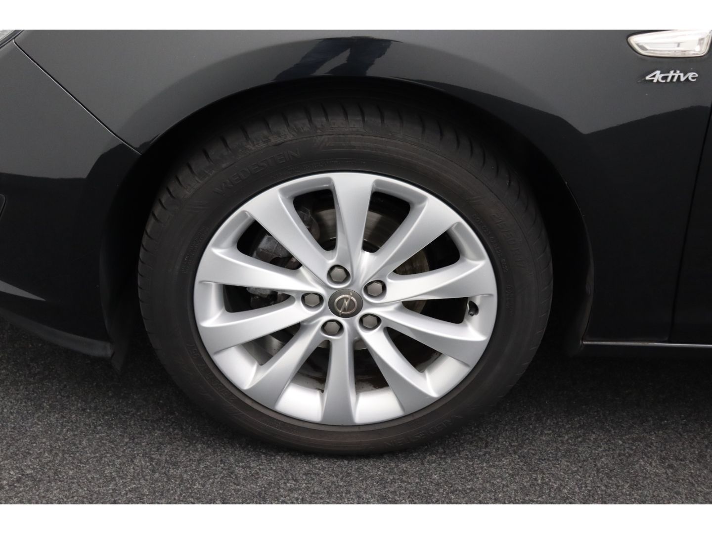 Fahrzeugabbildung Opel Astra 1.4 J Active 2-Zonen-Klimaauto SHZ Ambient