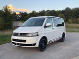 Volkswagen T5 California Beach 4Motion Camper 140 PS - Volkswagen T5 California: 4motion