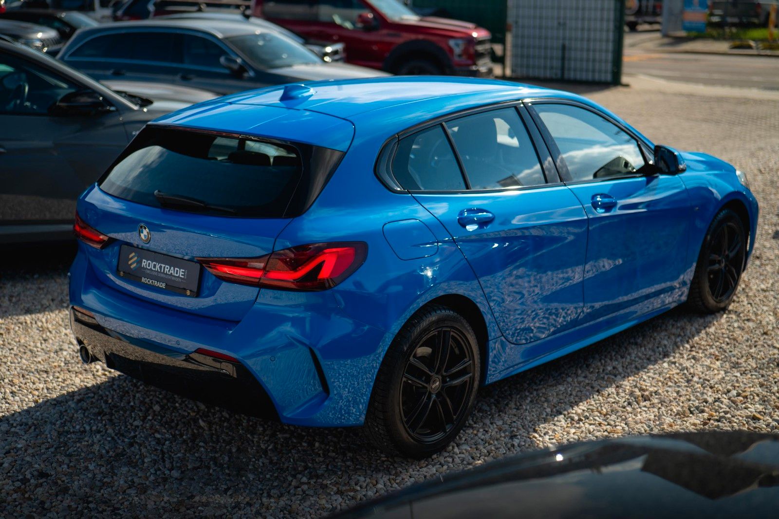 Fahrzeugabbildung BMW 118i M Sport Twin-Turbo Shadow Line *LED*DAB*