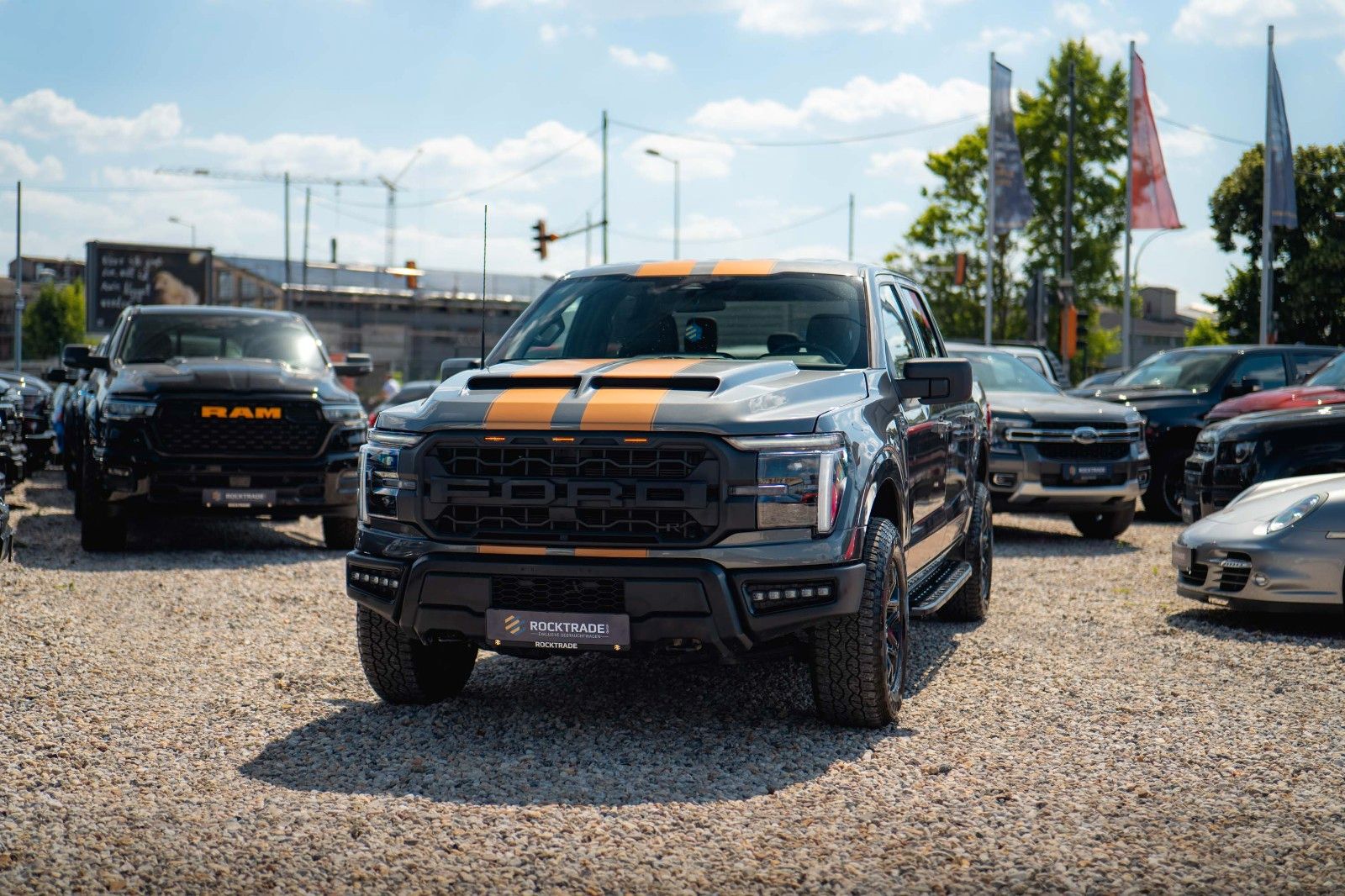Fahrzeugabbildung Ford F150 5.0L V8 4x4 Offroad SuperCrew RAPTOR 19%