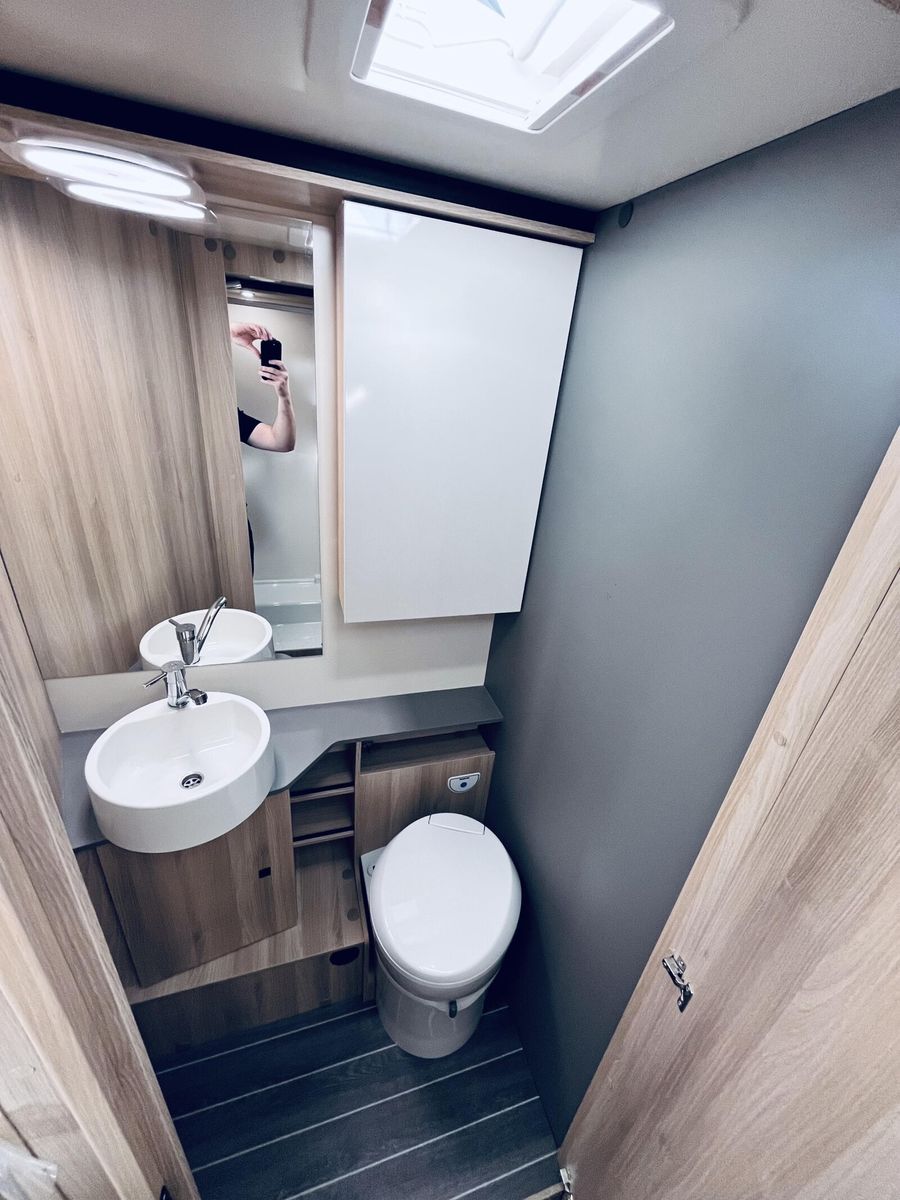 Fahrzeugabbildung NobelART T 7000 Ford