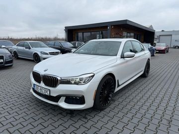 BMW 740 - 1
