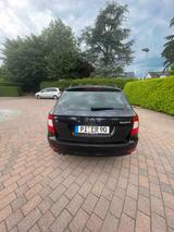 Skoda Superb 1.4 TSI Comfort Combi Comfort - Skoda Superb aus 2011