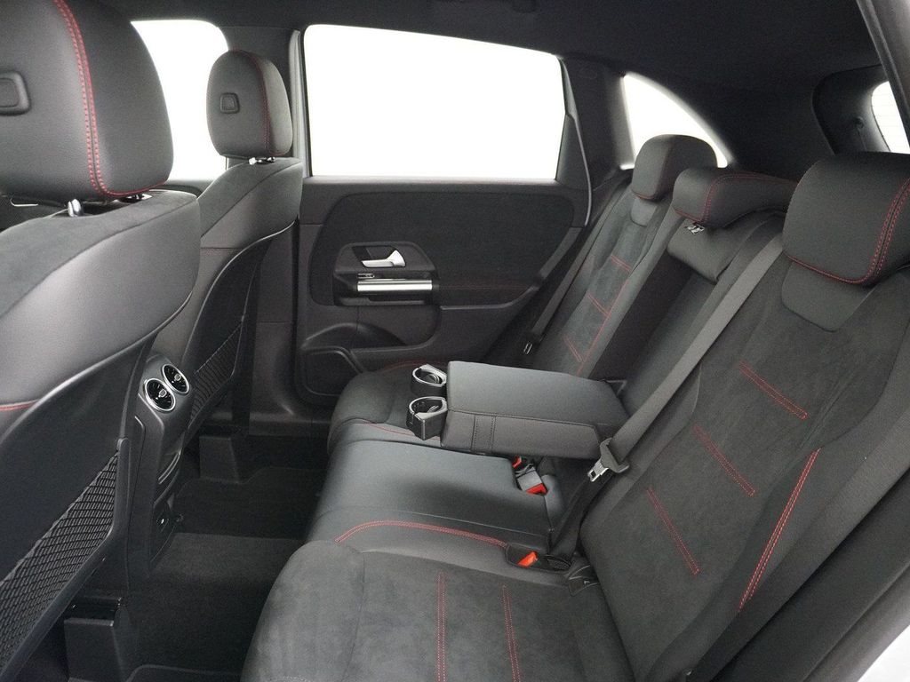 Mercedes-Benz B 250 B e AMG Line Wegklapbare AHK Nightpakket
