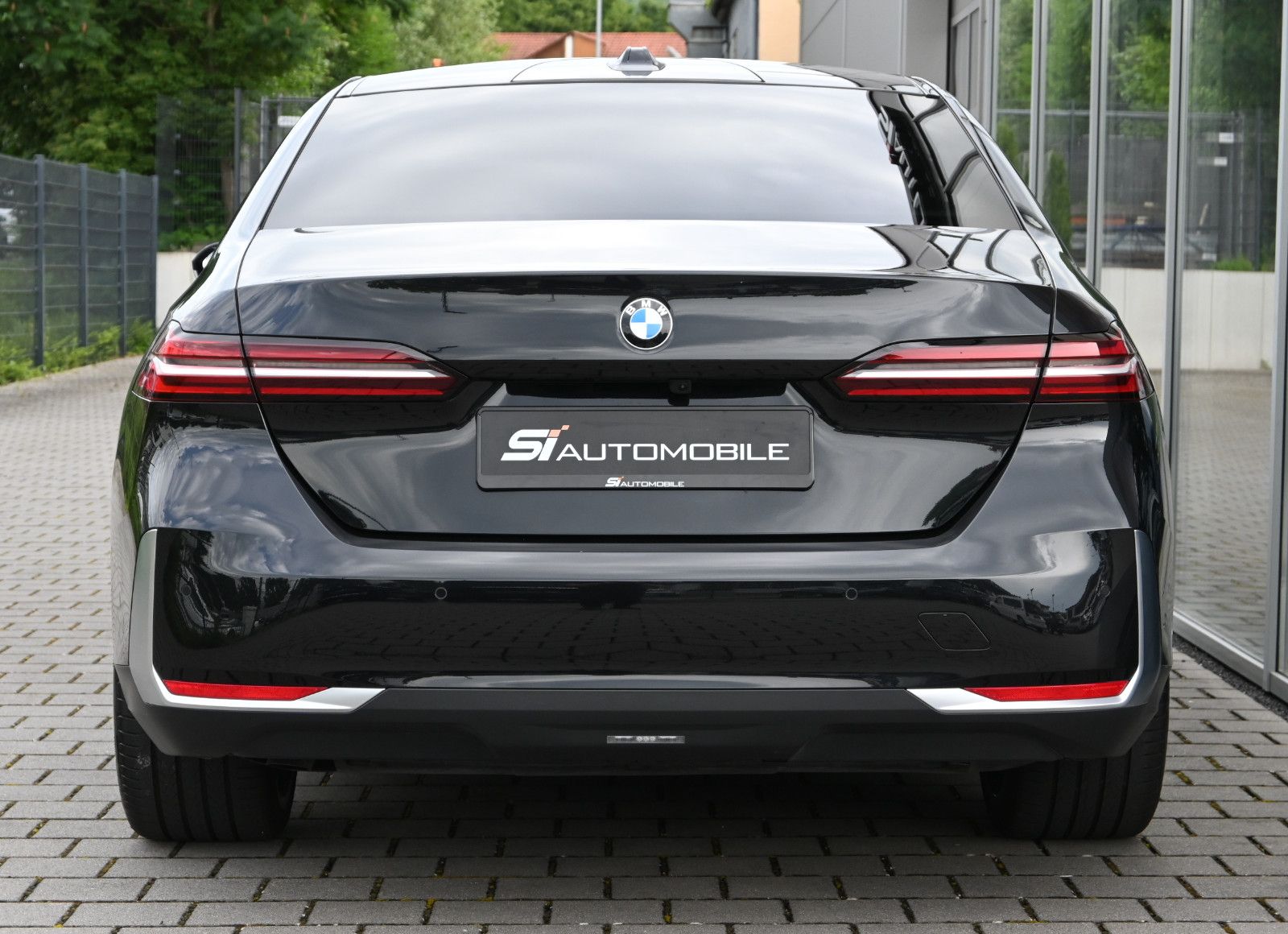 Fahrzeugabbildung BMW 520d xDr. °UVP 88.830€°MERINO°PANO°STHZG°360°
