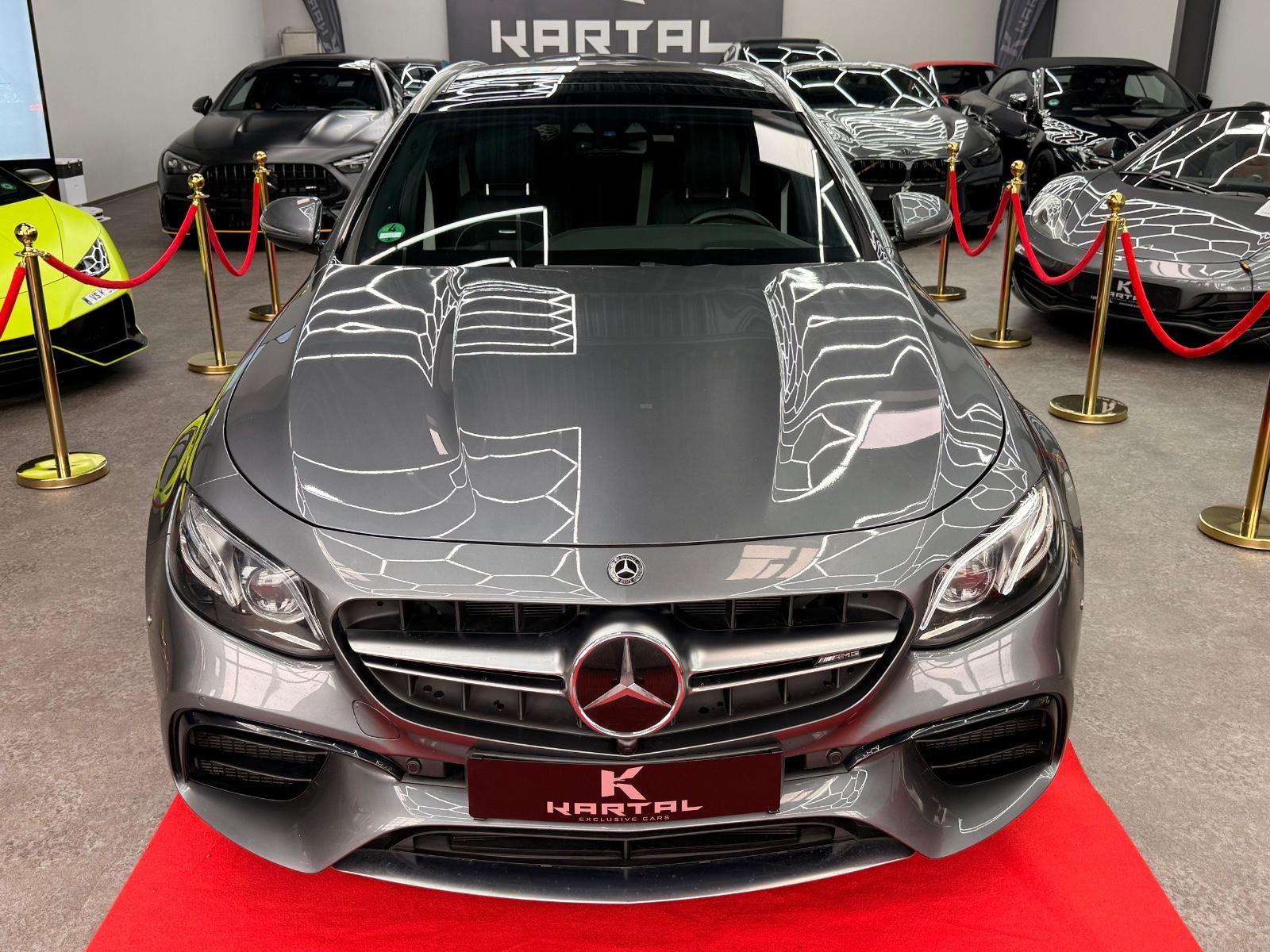 Mercedes-Benz T-Modell E 63 S AMG 4Matic *PANO*BURMESTER*VOLL