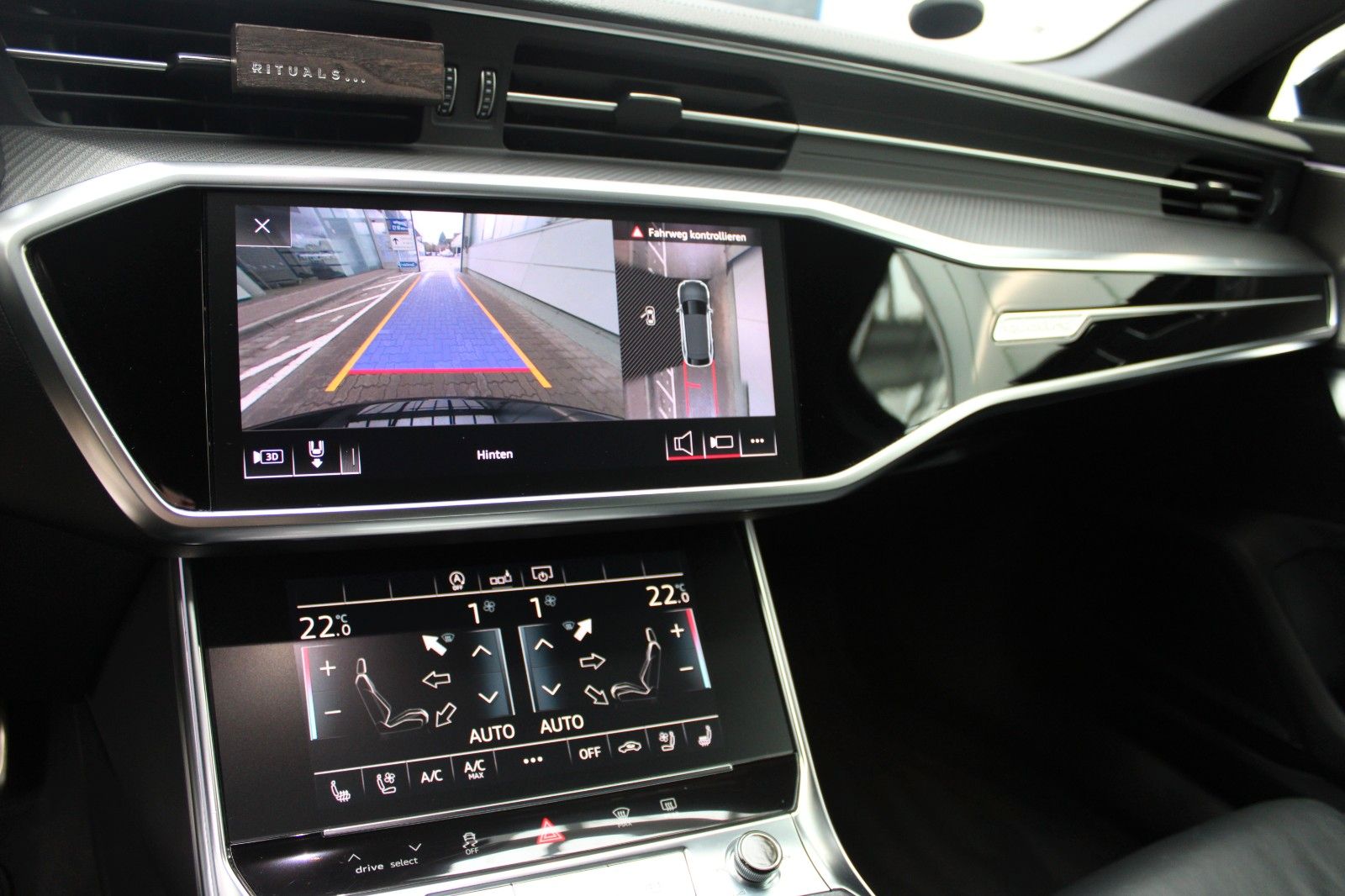Audi RS6 RS 6 Avant 4.0 TFSI quattro foto 17