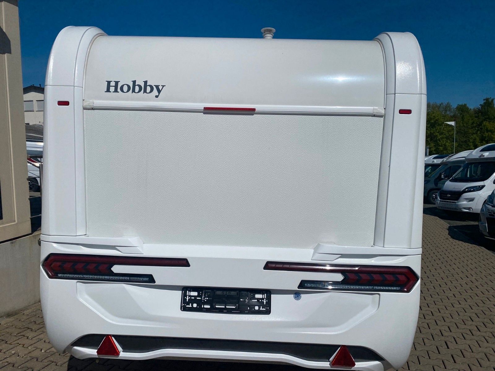 Fahrzeugabbildung Hobby De Luxe 460 LU *1.500Kg*Einzelbetten*Tageszul.