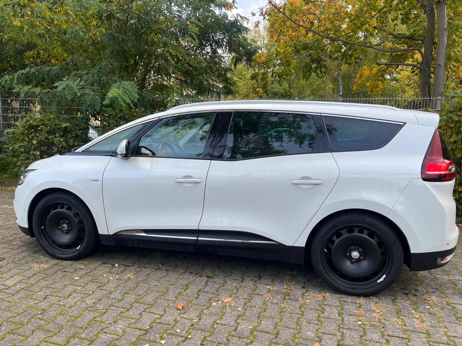 Renault Grand Scenic BLUE dCi 150 EDC Bose Edition