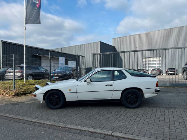 Porsche 924S AUTOMATIK, H-ZULASSUNG, TÜV NEU, REIFEN NEU