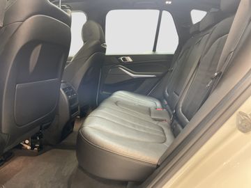 BMW X5 - 11