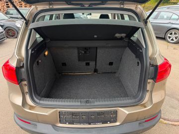 Volkswagen Tiguan - 8
