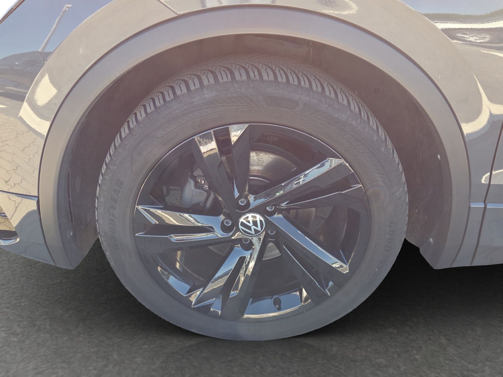 Volkswagen Tiguan - Bild 16