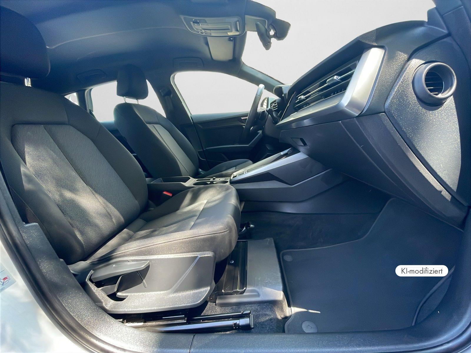 Audi A3 Sportback 30 TFSI S tronic MMI+ LED SHZ APP, миниатюра 5