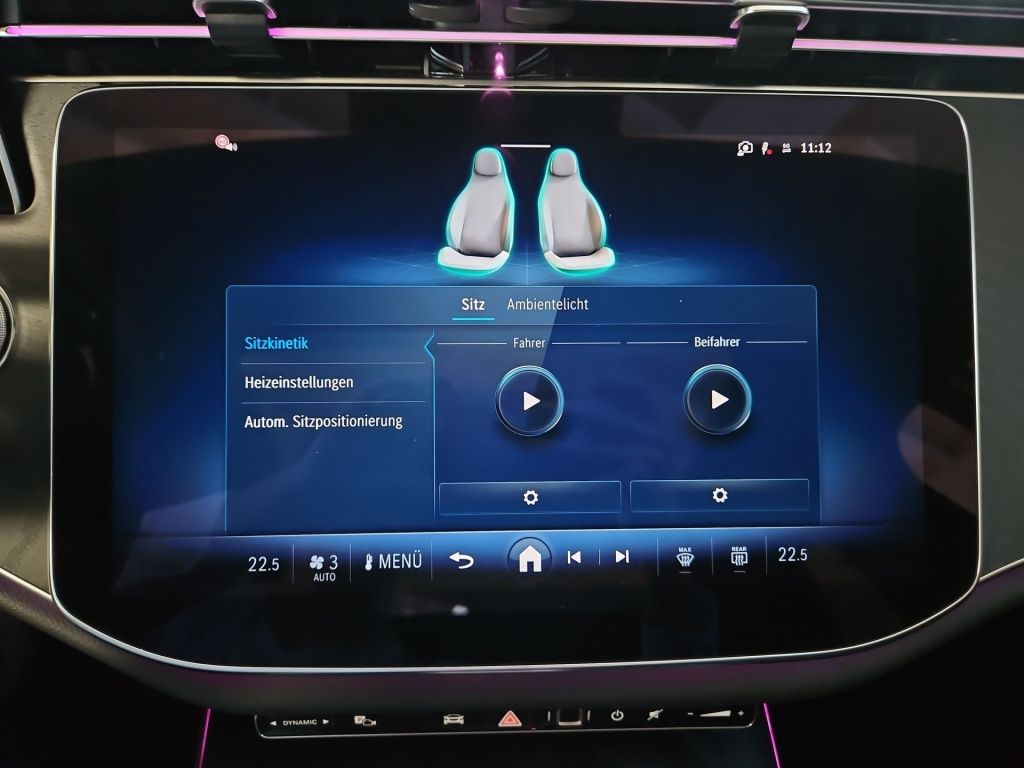Fahrzeugabbildung Mercedes-Benz E 220 d AMG AHK Distronic+ Pano LED 360° Memory