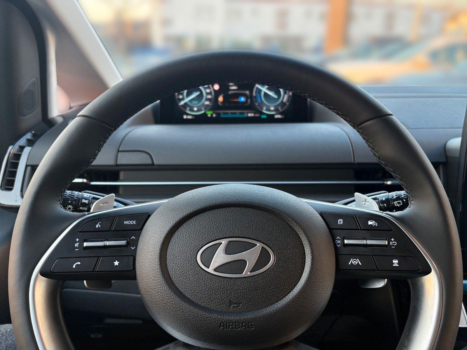Fahrzeugabbildung Hyundai Staria Prime Hybrid Park-Paket