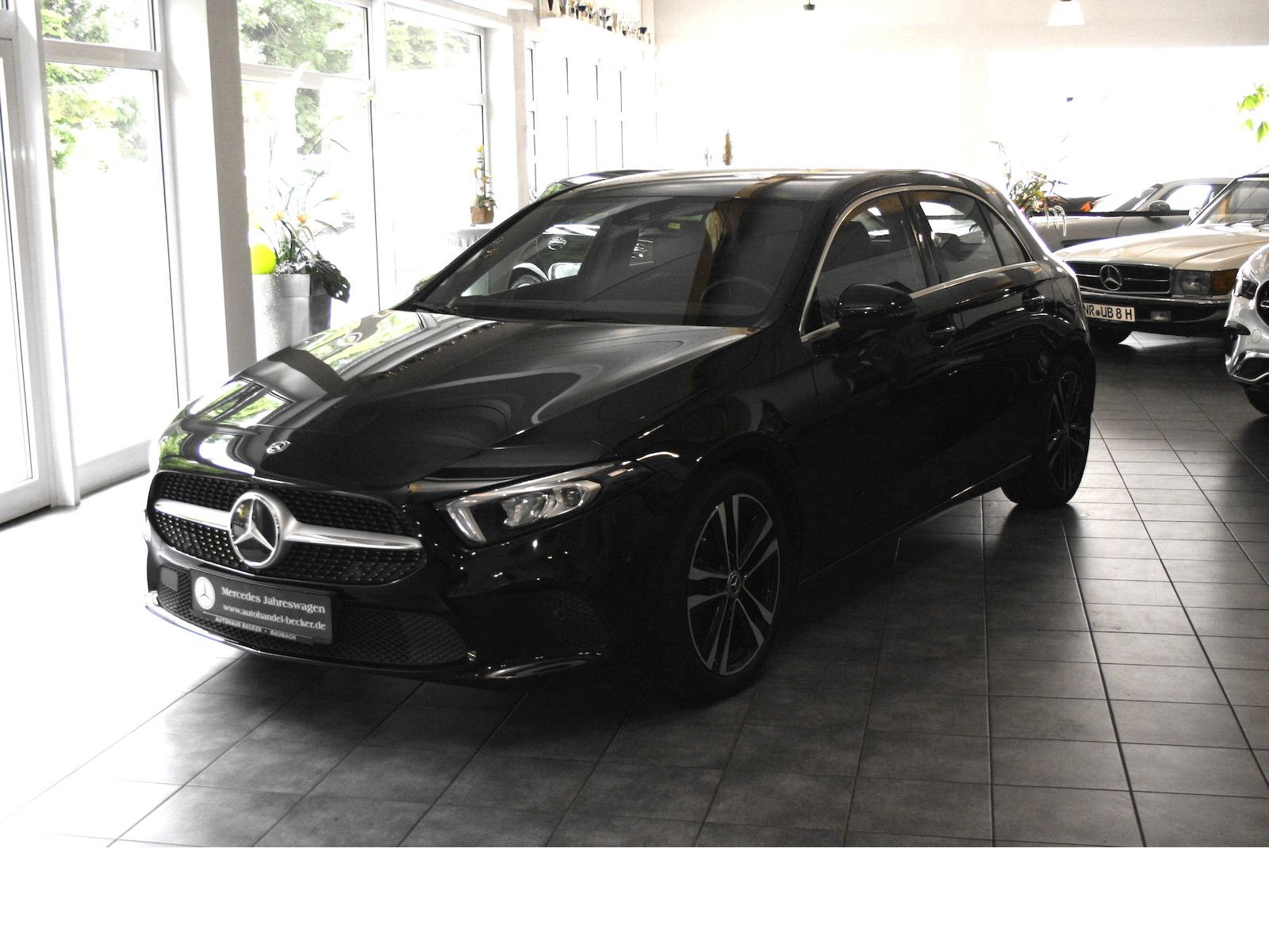Fahrzeugabbildung Mercedes-Benz A 180 Progres. *MBUX*Sounds.*LED*Ambientebelel.